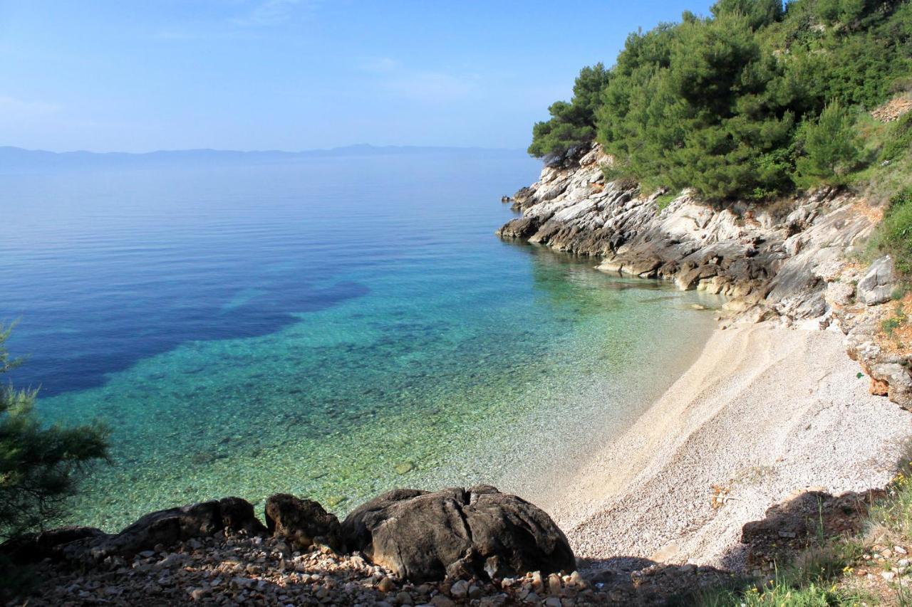 Seaside Secluded Apartments Cove Tvrdni Dolac, Hvar - 4008 Gdinj Exterior photo